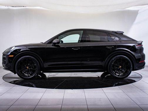 2024 Porsche Cayenne Turbo GT