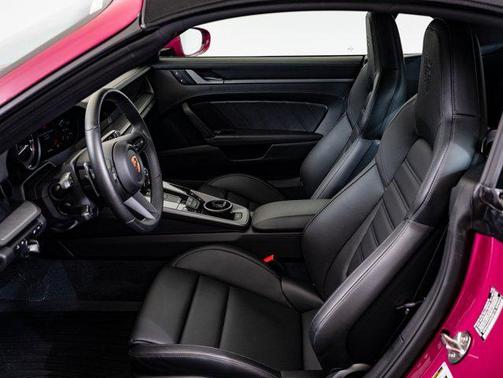 2024 Porsche 911 Carrera