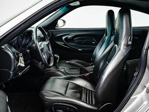 2000 Porsche 911 Carrera