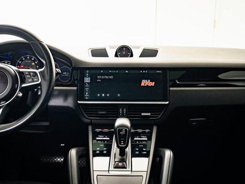 2019 Porsche Cayenne Base