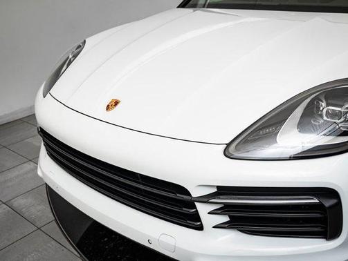2021 Porsche Cayenne E-Hybrid S