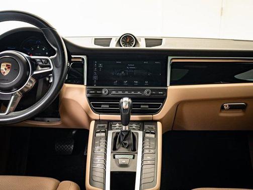 2019 Porsche Macan Base