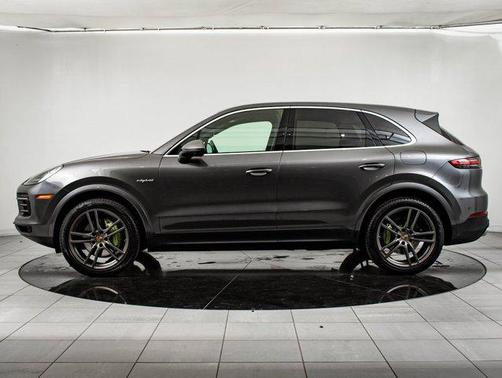 2022 Porsche Cayenne Cayenne E-Hybrid