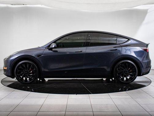 2023 Tesla Model Y Performance Dual Motor All-Wheel Drive