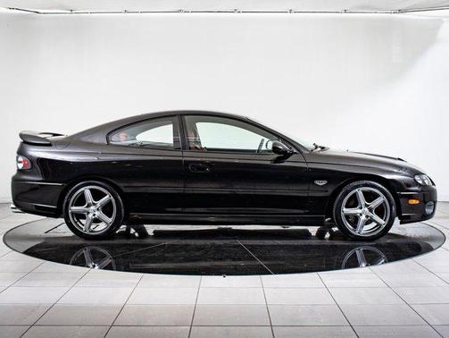 2006 Pontiac GTO 2dr Cpe