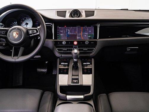 2024 Porsche Macan S