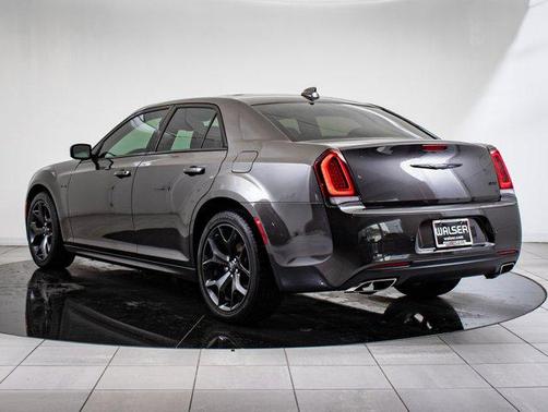 2023 Chrysler 300 Touring