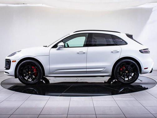 2023 Porsche Macan GTS