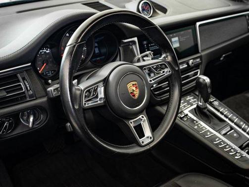 2021 Porsche Macan GTS