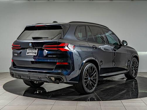 Carbon Black Metallic 2024 BMW X5 xDrive40i