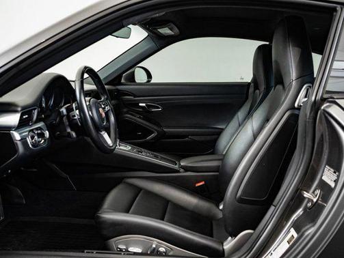 2017 Porsche 911 Carrera 4S