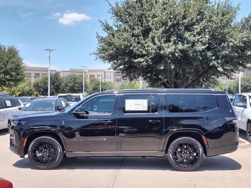 High Gloss Black 2026 Jeep Grand Wagoneer L Limited Reserve 4x4