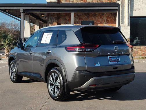 2021 Nissan Rogue SV