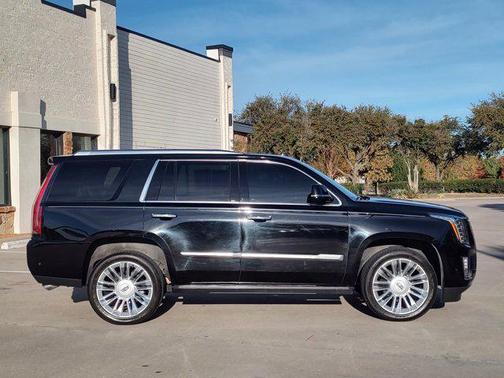 2020 Cadillac Escalade Platinum