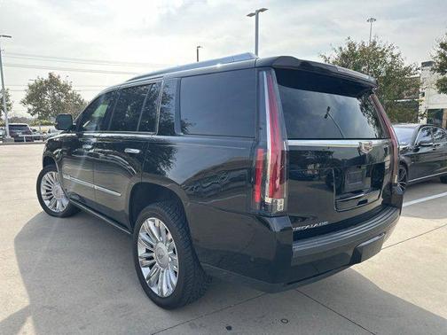2020 Cadillac Escalade Platinum