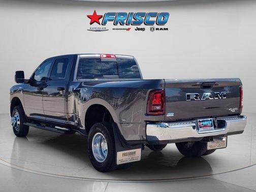 2025 RAM 3500 Tradesman Crew Cab 4x4 8' Box