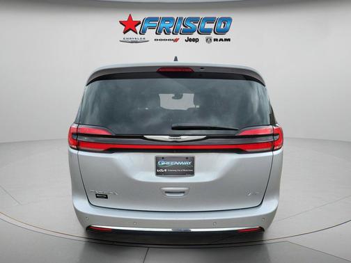 Silver Mist Clearcoat 2024 Chrysler Pacifica Touring L