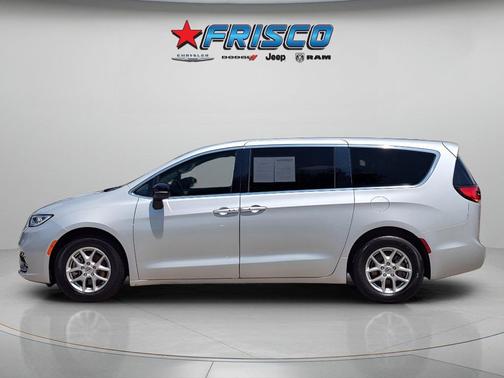 Silver Mist Clearcoat 2024 Chrysler Pacifica Touring L