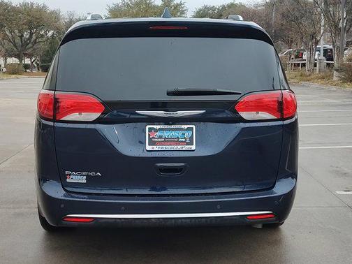 2018 Chrysler Pacifica Touring-L Plus