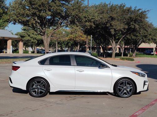 2021 Kia Forte GT-Line