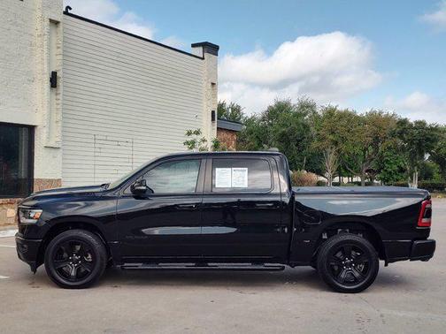 Diamond Black Crystal Pearlcoat 2020 RAM 1500 Big Horn/Lone Star
