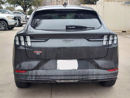 2022 Ford Mustang Mach-E Select