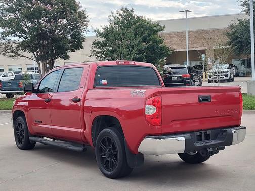 Barcelona Red Metallic 2019 Toyota Tundra SR5