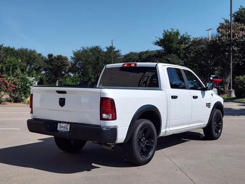 Bright White Clearcoat 2024 RAM 1500 Classic Warlock Crew Cab 4x2 5'7' Box