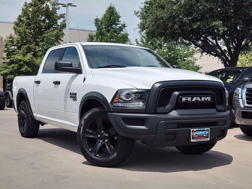 Bright White Clearcoat 2024 RAM 1500 Classic Warlock Crew Cab 4x2 5'7' Box