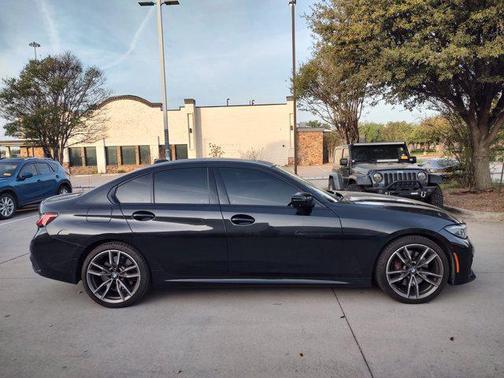 Black Sapphire Metallic 2022 BMW M340 M340i xDrive Sedan