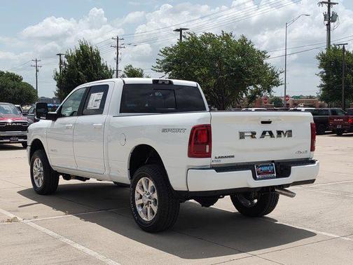 2025 RAM 2500 Laramie Crew Cab 4x4 6'4' Box