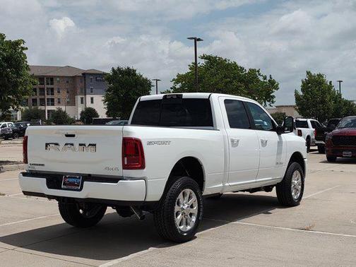 2025 RAM 2500 Laramie Crew Cab 4x4 6'4' Box