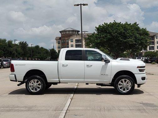 2025 RAM 2500 Laramie Crew Cab 4x4 6'4' Box