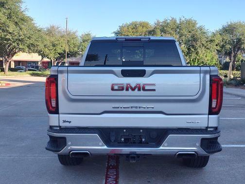 Quicksilver Metallic 2019 GMC Sierra 1500 SLT