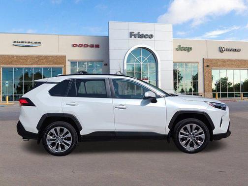 2023 Toyota RAV4 XLE Premium