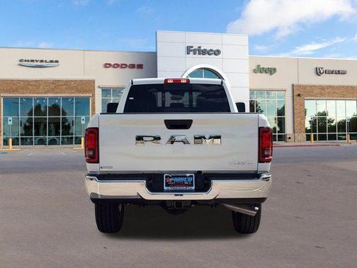 2025 RAM 2500 Tradesman Crew Cab 4x4 6'4' Box
