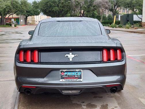2017 Ford Mustang V6
