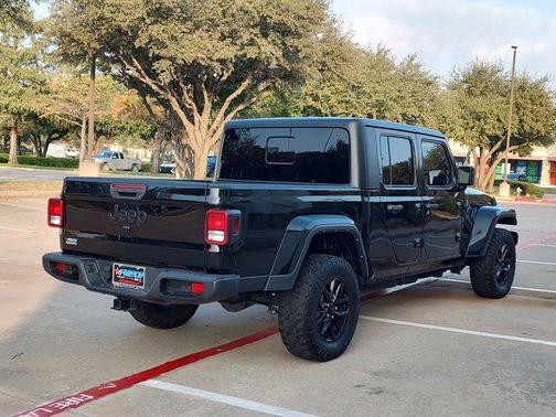 2022 Jeep Gladiator Altitude 4x4