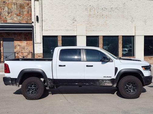 Bright White Clearcoat 2026 RAM 1500 RHO