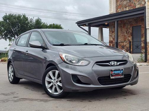 Triathlon Gray 2013 Hyundai Accent GS