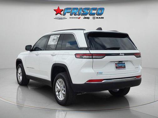 Bright White Clearcoat 2026 Jeep Grand Cherokee Laredo