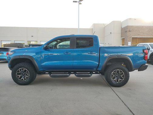 Glacier Blue Metallic 2024 Chevrolet Colorado ZR2