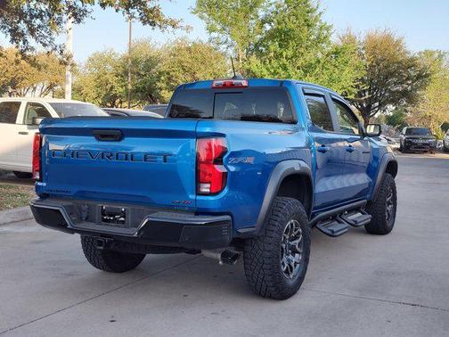 Glacier Blue Metallic 2024 Chevrolet Colorado ZR2