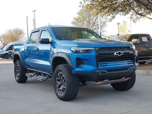 Glacier Blue Metallic 2024 Chevrolet Colorado ZR2