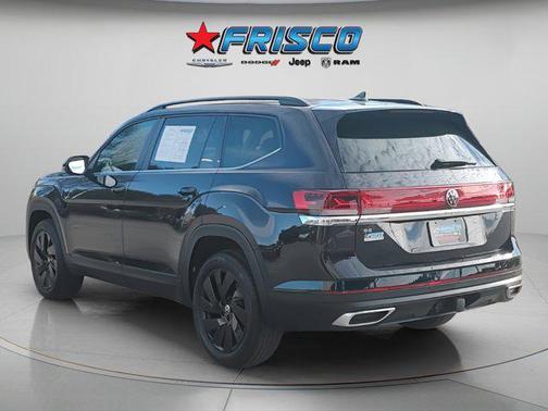 2024 Volkswagen Atlas 2.0T SE w/Technology