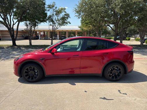 2023 Tesla Model Y Long Range Dual Motor All-Wheel Drive