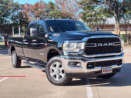 2024 RAM 3500 Big Horn Crew Cab 4x4 8' Box