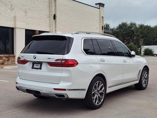 Mineral White Metallic 2020 BMW X7 xDrive40i
