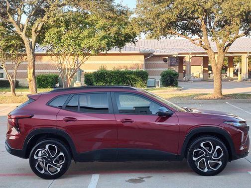 2025 Chevrolet Trax FWD 2RS