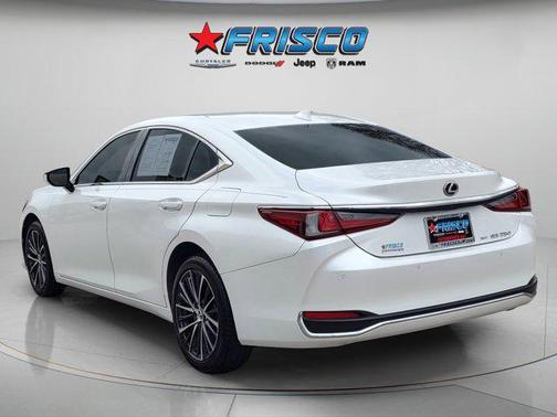 2024 Lexus ES 250 Base